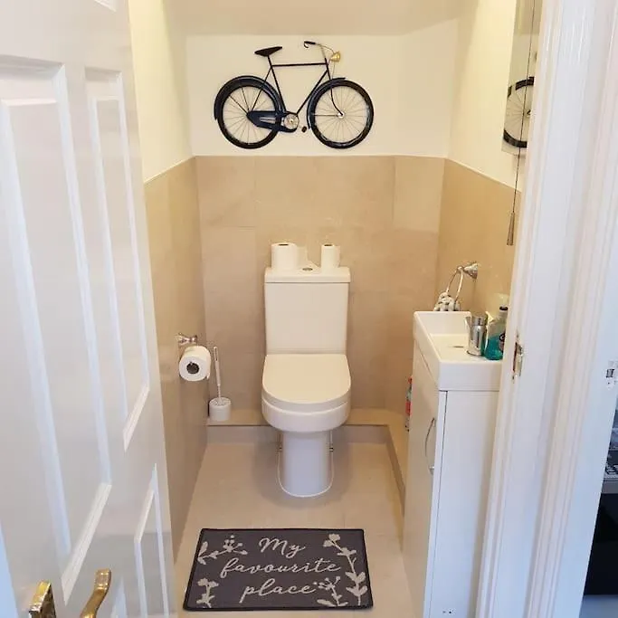 Luxurious 2 Bedroom House With Garden And Free Parking Thamesmead  Apartment Thamesmead (Greater London)